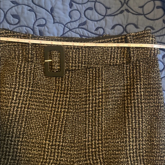 Ladies skirt - Picture 4 of 5